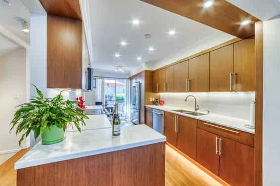 6 815 Tobruck Avenue, North Vancouver For Sale - image 4