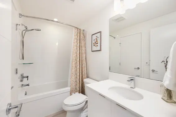 213 719 West 3rd Street, North Vancouver For Sale - image 10