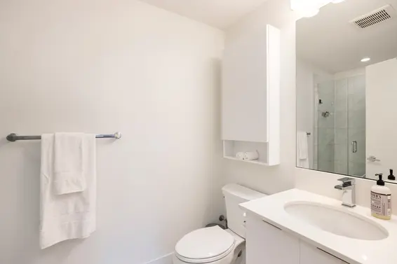 213 719 West 3rd Street, North Vancouver For Sale - image 11