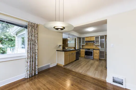 1848 Duchess Avenue, West Vancouver For Sale - image 15
