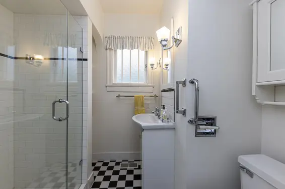1848 Duchess Avenue, West Vancouver For Sale - image 24