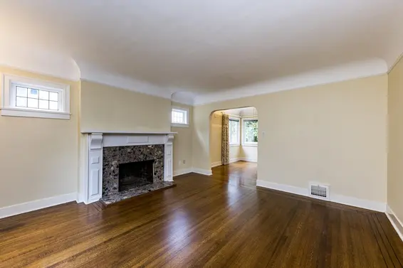1848 Duchess Avenue, West Vancouver For Sale - image 9