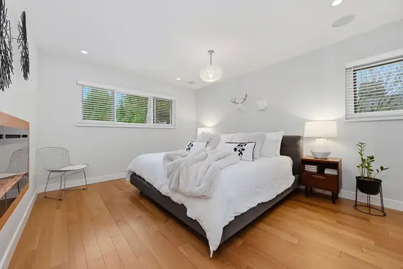 2223 Greylynn Crescent, North Vancouver For Sale - image 14