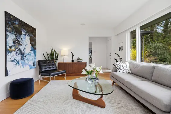 2223 Greylynn Crescent, North Vancouver For Sale - image 5