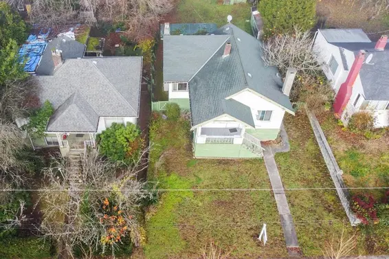 438 West 14th Street, North Vancouver For Sale - image 2