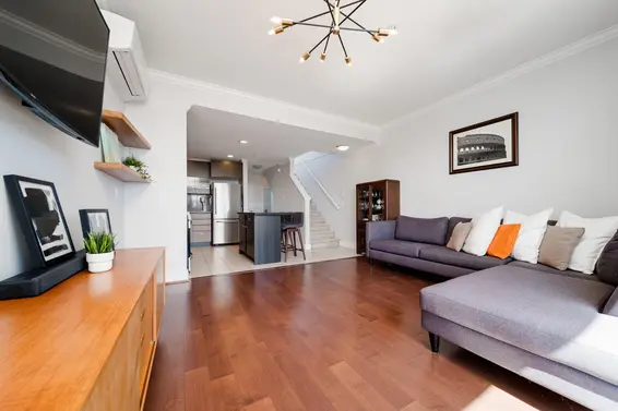 43 728 West 14th Street, North Vancouver For Sale - image 2