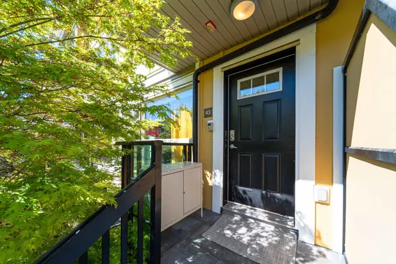 43 728 West 14th Street, North Vancouver For Sale - image 31