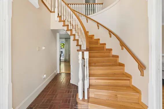 788 East 26th Street, North Vancouver For Sale - image 4