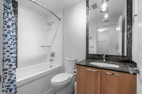 318 733 West 14th Street, North Vancouver For Sale - image 24