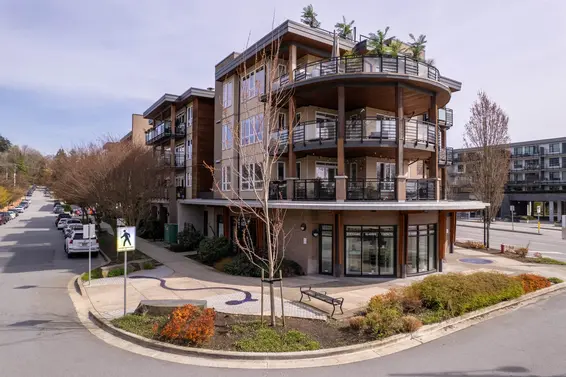 318 733 West 14th Street, North Vancouver For Sale - image 3