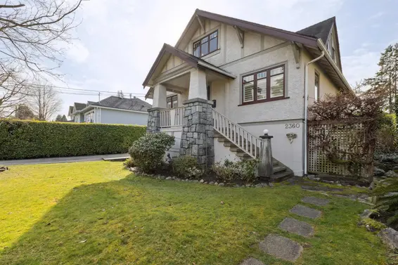 2360 Kings Avenue, West Vancouver