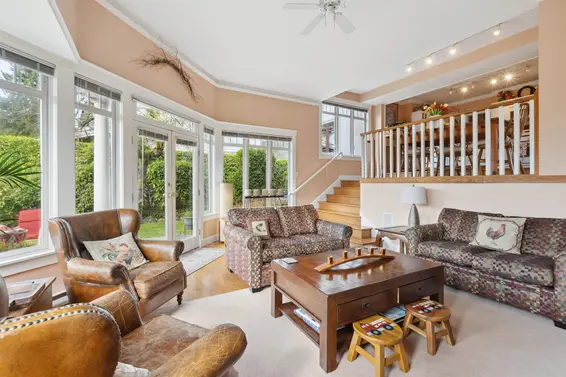 2360 Kings Avenue, West Vancouver For Sale - image 2