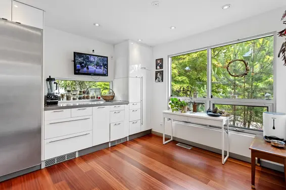 4527 Strathcona Road, North Vancouver For Sale - image 17