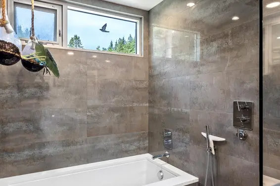 4527 Strathcona Road, North Vancouver For Sale - image 33