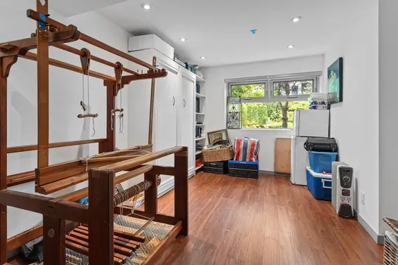4527 Strathcona Road, North Vancouver For Sale - image 36