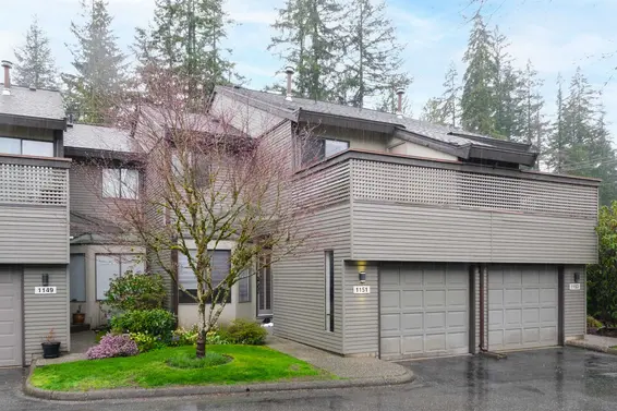 1151 Montroyal Boulevard, North Vancouver For Sale - image 2