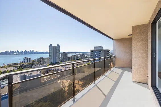 1202 444 Lonsdale Avenue, North Vancouver For Sale - image 4