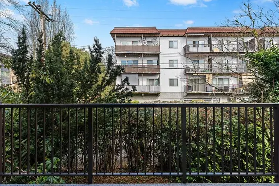 210 236 West 2nd Street, North Vancouver For Sale - image 23