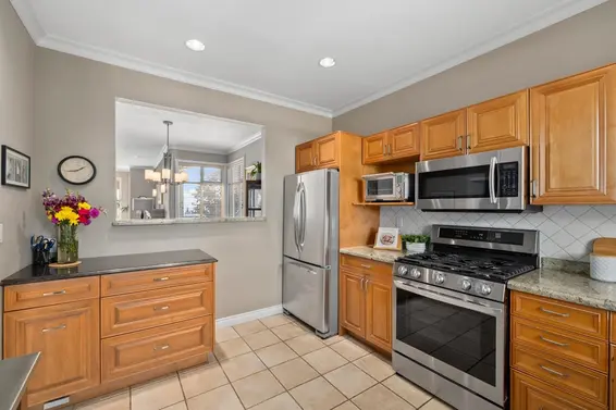 2362 Marine Drive, West Vancouver For Sale - image 15