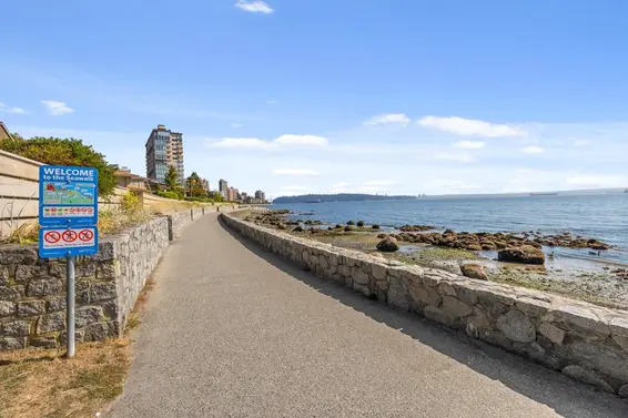 2362 Marine Drive, West Vancouver For Sale - image 33