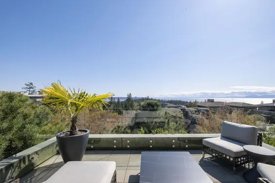 4987 Meadfeild Wynd, West Vancouver For Sale - image 37
