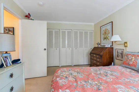 208 235 Keith Road, West Vancouver For Sale - image 17