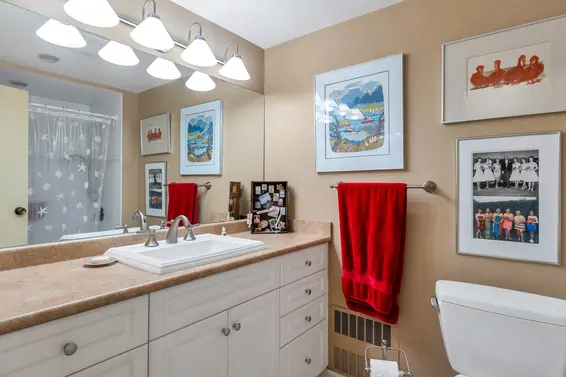 208 235 Keith Road, West Vancouver For Sale - image 18