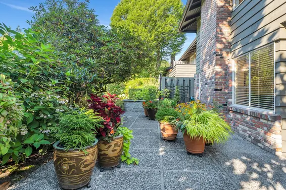 208 235 Keith Road, West Vancouver For Sale - image 24