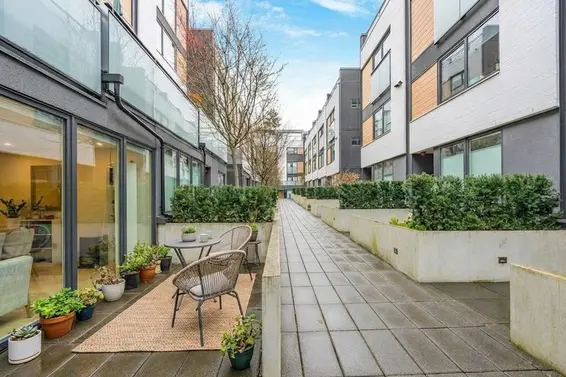 102 649 East 3rd Street, North Vancouver For Sale - image 35