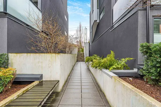 102 649 East 3rd Street, North Vancouver For Sale - image 36