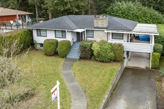 3990 Delbrook Avenue, North Vancouver For Sale - image 13