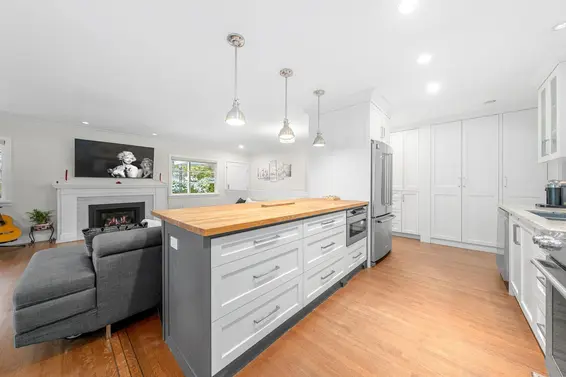 3990 Delbrook Avenue, North Vancouver For Sale - image 15