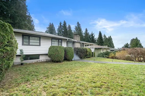 3990 Delbrook Avenue, North Vancouver For Sale - image 3