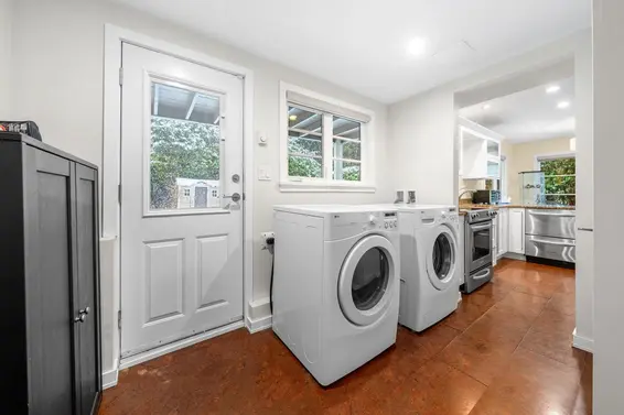 3990 Delbrook Avenue, North Vancouver For Sale - image 31