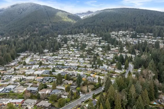 3990 Delbrook Avenue, North Vancouver For Sale - image 39