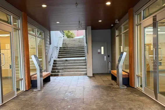 202 108 East 8th Street, North Vancouver For Sale - image 3