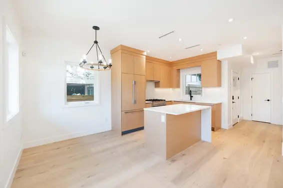 265 West 6th Street, North Vancouver For Sale - image 4
