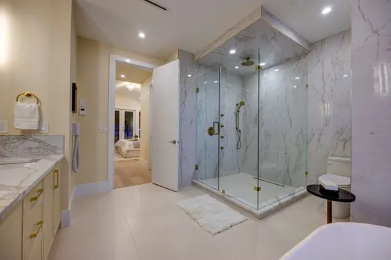 361 East 22nd Street, North Vancouver For Sale - image 23