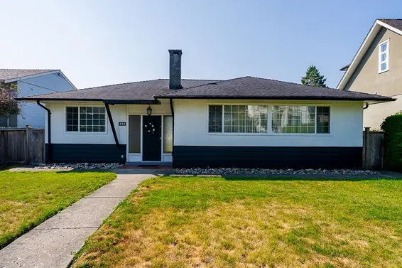 333 21 Street, North Vancouver