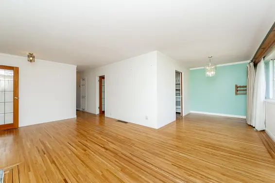 333 East 21 Street, North Vancouver For Sale - image 13