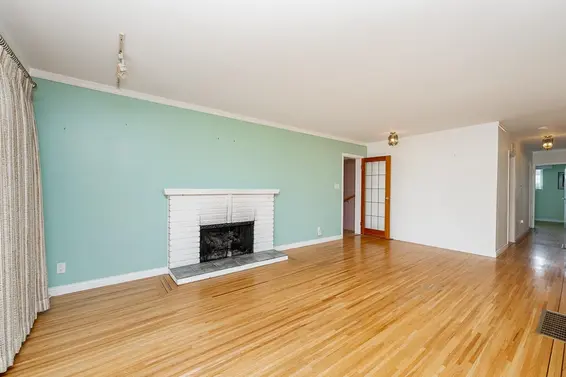 333 East 21 Street, North Vancouver For Sale - image 16