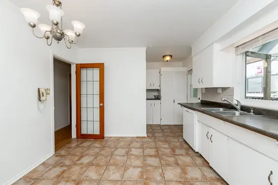 333 East 21 Street, North Vancouver For Sale - image 20