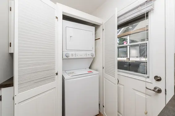 333 East 21 Street, North Vancouver For Sale - image 21