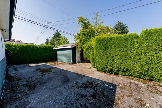333 East 21 Street, North Vancouver For Sale - image 29