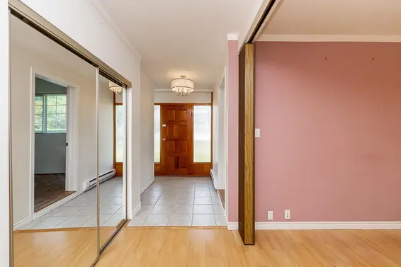 333 East 21 Street, North Vancouver For Sale - image 4