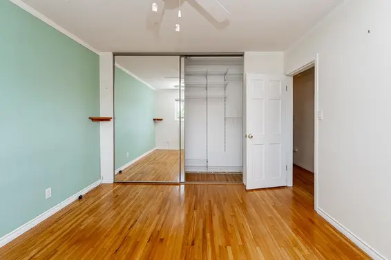 333 East 21 Street, North Vancouver For Sale - image 8