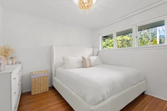 1275 Brantwood Road, North Vancouver For Sale - image 13