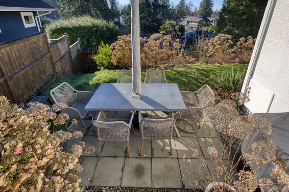 1275 Brantwood Road, North Vancouver For Sale - image 19