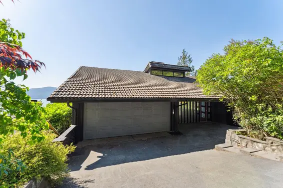 50 Panorama Road, Lions Bay