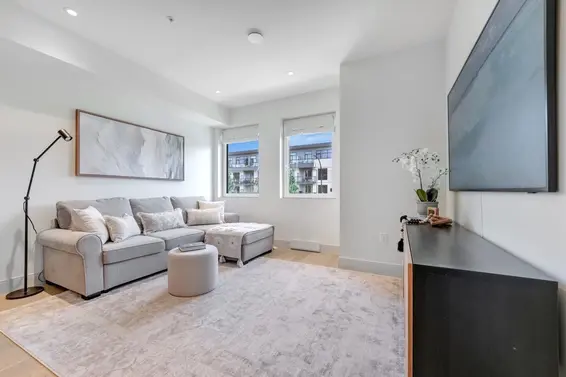 6 632 East 3rd Street, North Vancouver For Sale - image 19
